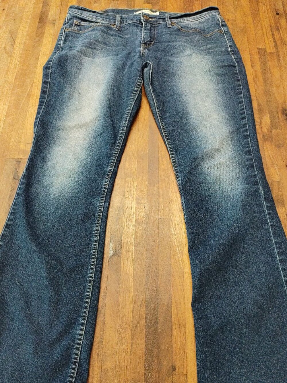 Levi's Jeans Women's 7M Blue Denim Too Superlow 524 Low Rise Bootcut Y2K Style